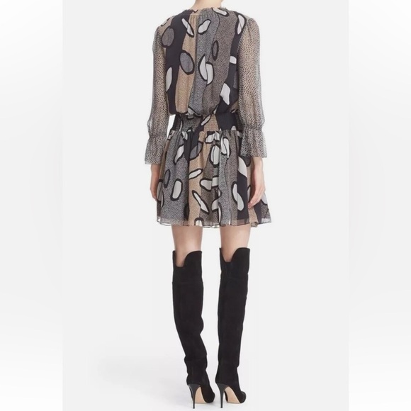 Diane von Furstenberg Kelley 100% Silk Dress — Style D950201O16, Size 8 - Picture 3 of 12